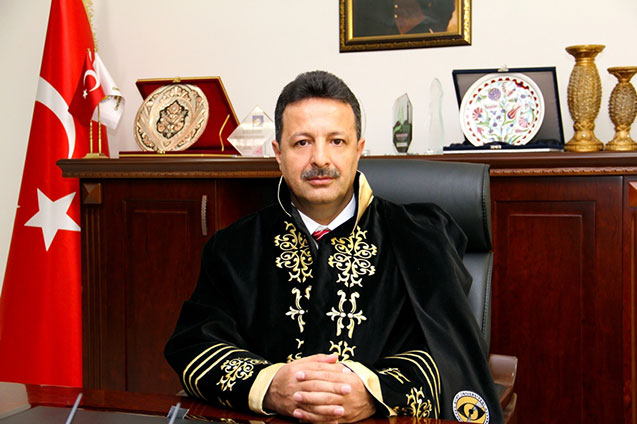 Siirt Üniversitesi Rektörü Prof. Dr. Murat Erman